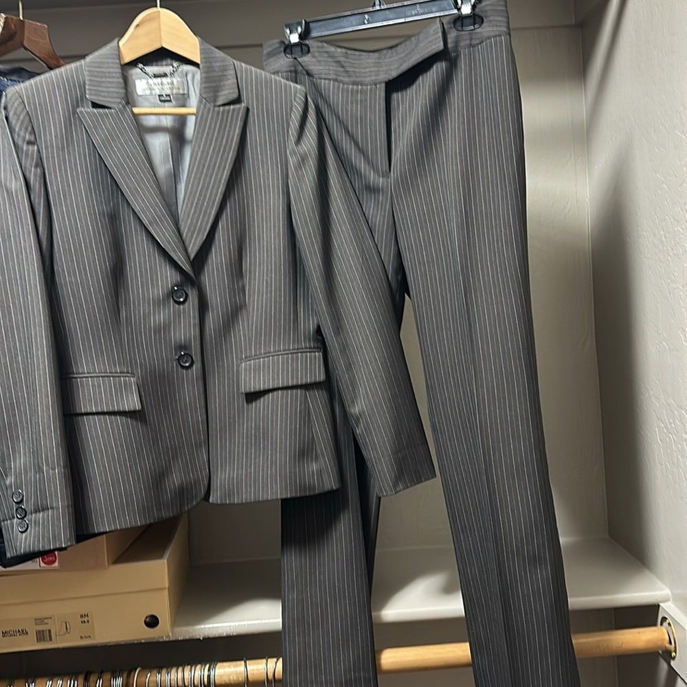 Tahari Gray Pinstripe Blazer & Pants Suit